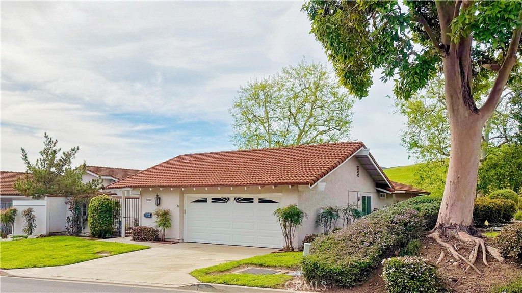 5237 Elvira, Laguna Woods CA 92637 - photo 1
