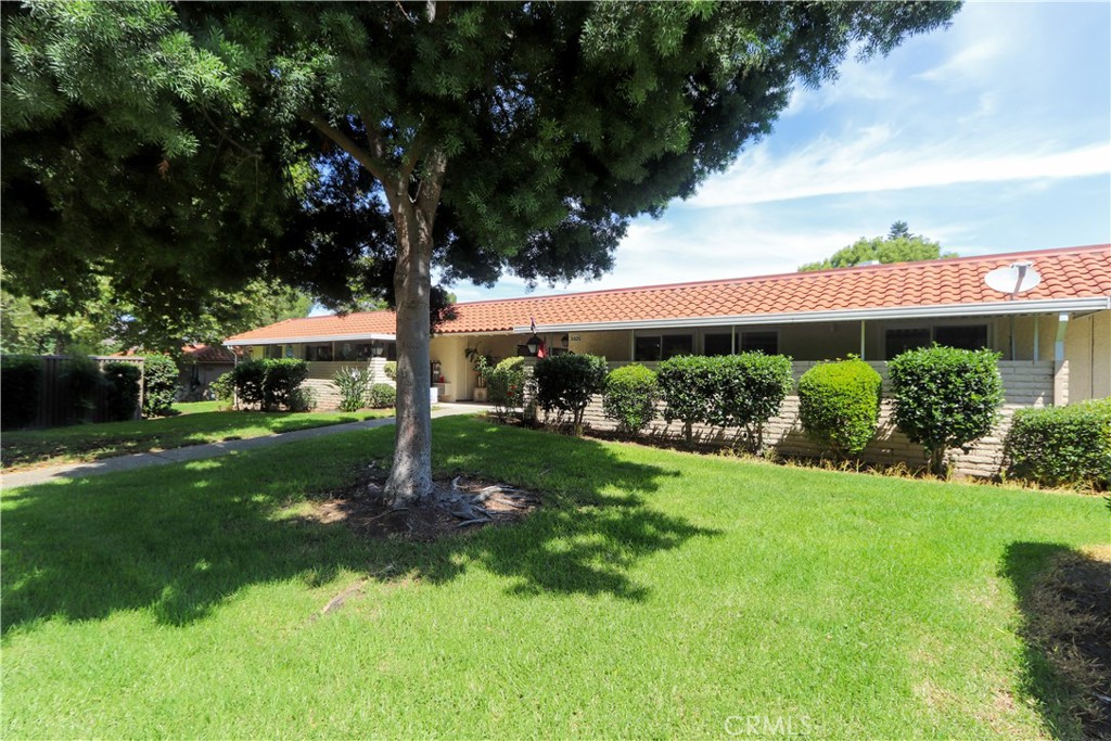5325 Bahia Blanca W P, Laguna Woods CA 92637 - photo 1