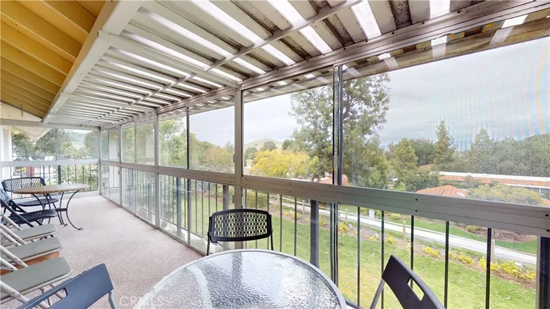 5350 Algarrobo O, Laguna Woods, CA 92637