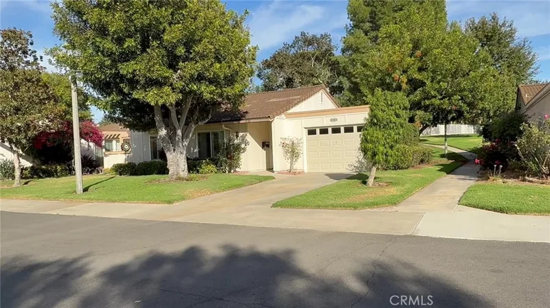 5365 Algarrobo D, Laguna Woods, CA 92637
