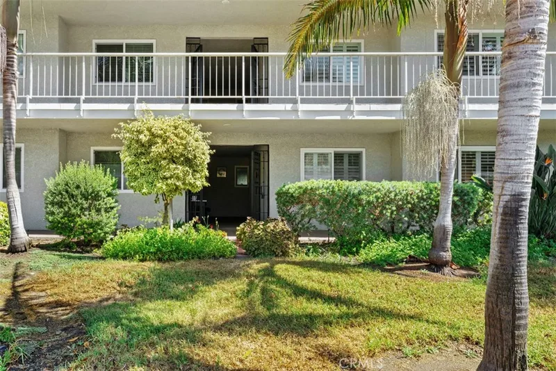 5369 Algarrobo 1C, Laguna Woods, CA 92637