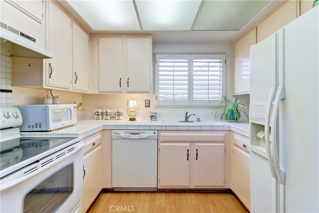 5371 Punta Alta 3F, Laguna Woods CA 92637 - photo 17