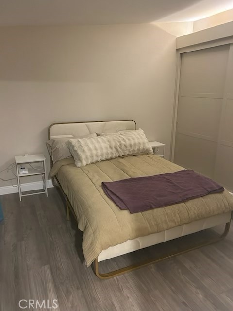 Guest Bedroom with Queen Bed - 542 Via Estrada B, Laguna Woods CA 92637 - photo 8