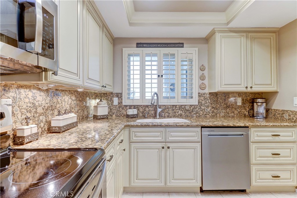 5506 Paseo Del Lago A, Laguna Woods CA 92637 - photo 6
