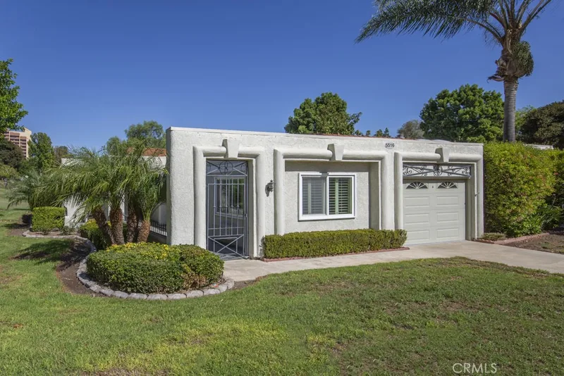 5516 Paseo Del Lago W A, Laguna Woods