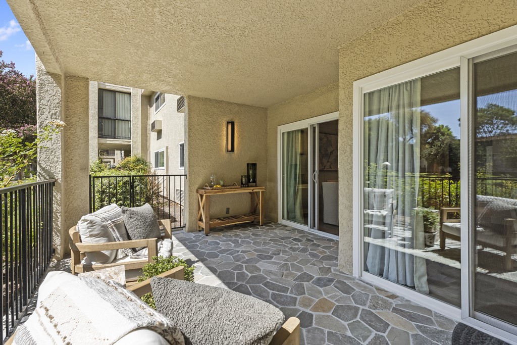 5517 Paseo Del Lago E 1E, Laguna Woods CA 92637 - photo 12