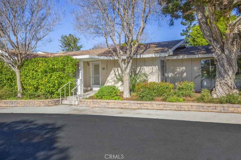 552 Avenida Sevilla B, Laguna Woods, CA 92637