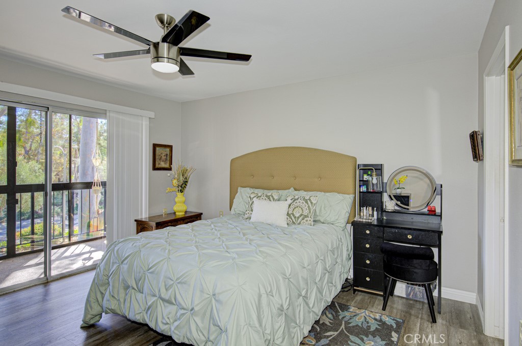 Primary Bedroom with slider to enclosed patio area - 5531 Via La Mesa O, Laguna Woods CA 92637 - photo 16