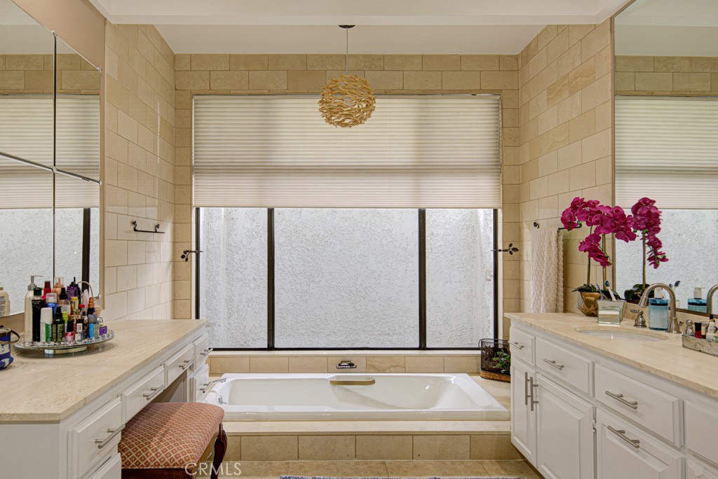 Another view of the primary bathroom. - 5553 Rayo Del Sol B, Laguna Woods CA 92637 - photo 29