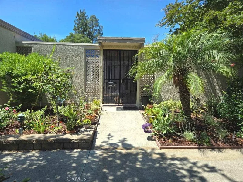 572 Avenida Sevilla B, Laguna Woods, CA 92637