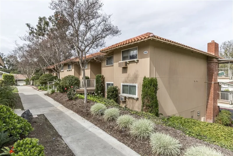 606 AVE SEVILLA C, Laguna Woods