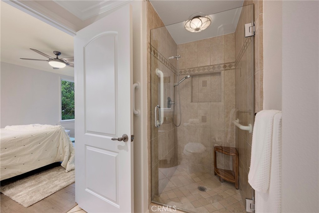 608 A Avenida Sevilla, Laguna Woods CA 92637 - photo 33