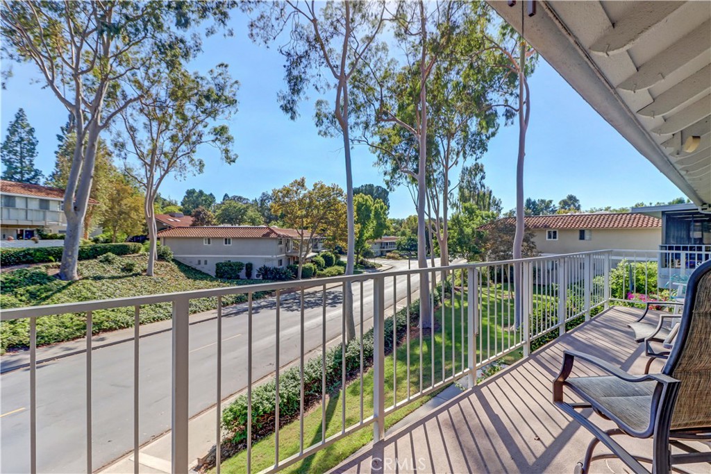 621 Avenida Sevilla N, Laguna Woods CA 92637 - photo 5