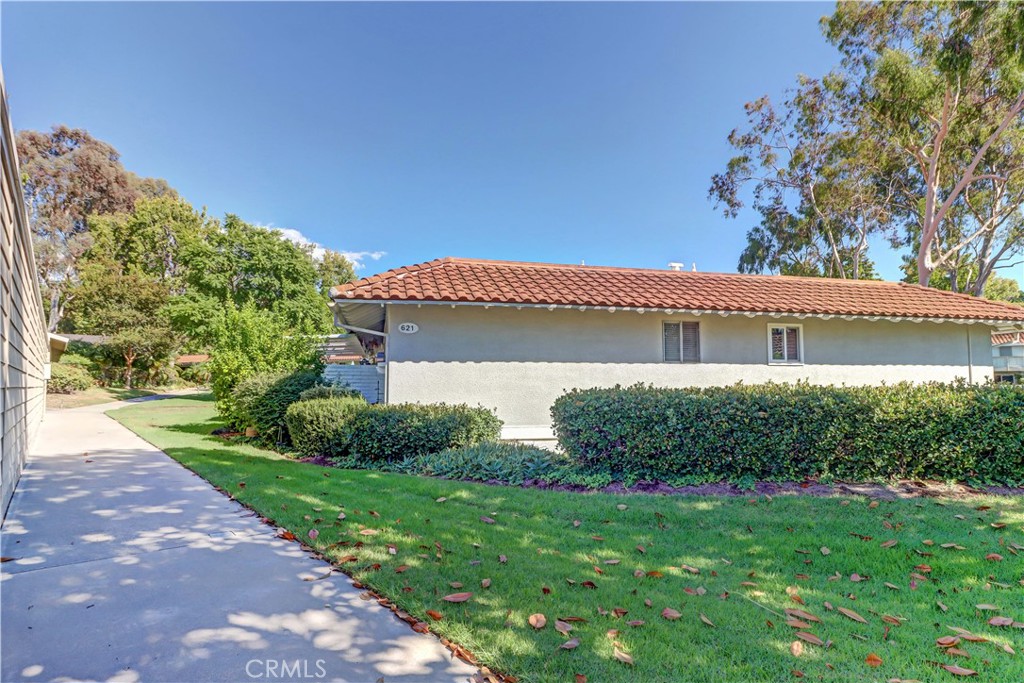 621 Avenida Sevilla N, Laguna Woods CA 92637 - photo 31