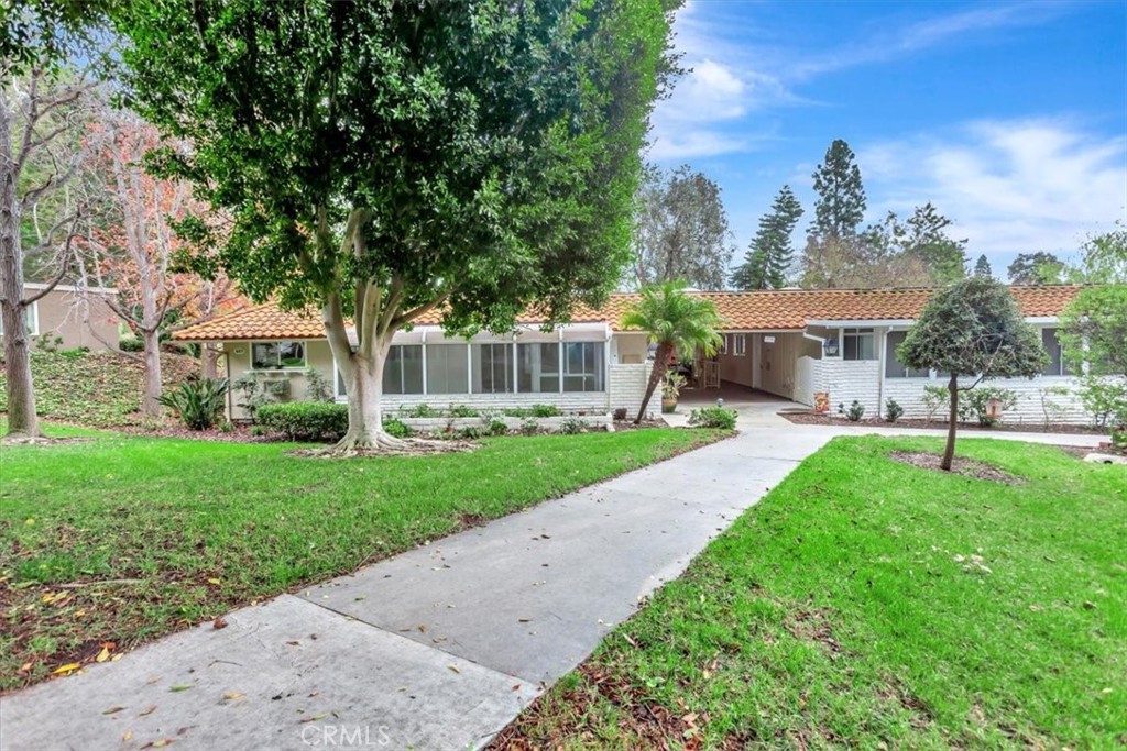 Front Entry- No stairs walk-in from your carport - 625 Q Avenida Sevilla, Laguna Woods CA 92637 - photo 1