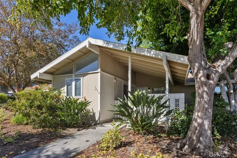 745 Avenida Majorca B, Laguna Woods
