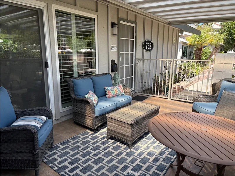 752 Avenida Majorca C, Laguna Woods