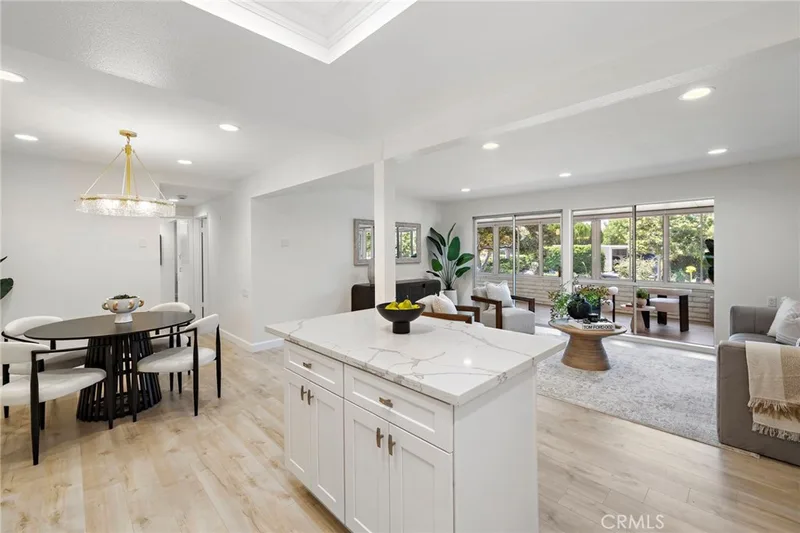 803 Ronda Mendoza A, Laguna Woods, CA 92637