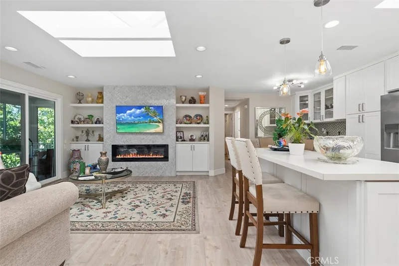 803 Ronda Mendoza O, Laguna Woods, CA 92637