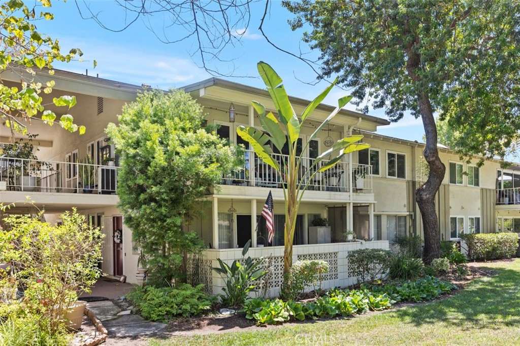 Building surrounded by trees - 82 Calle Aragon S, Laguna Woods CA 92637 - photo 1