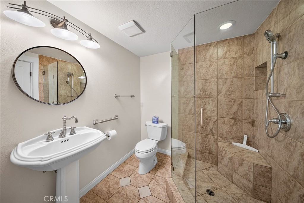 824 Via Alhambra D, Laguna Woods CA 92637 - photo 16