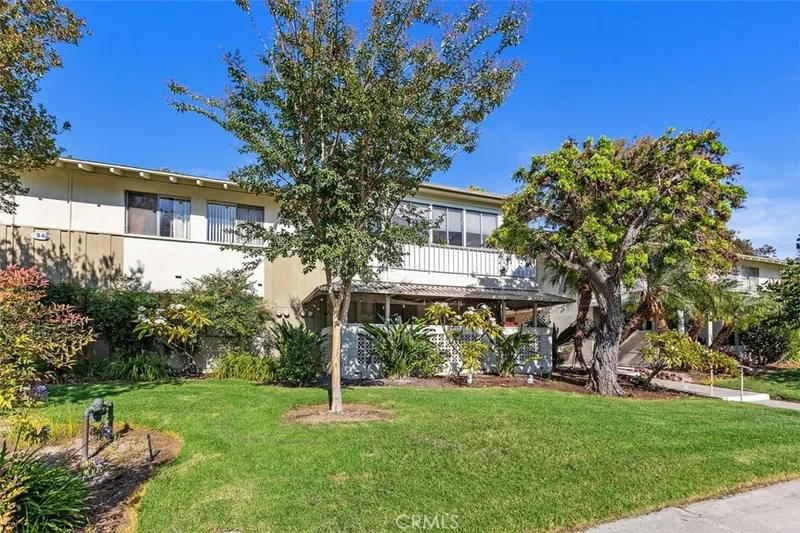 84 Calle Aragon P, Laguna Woods