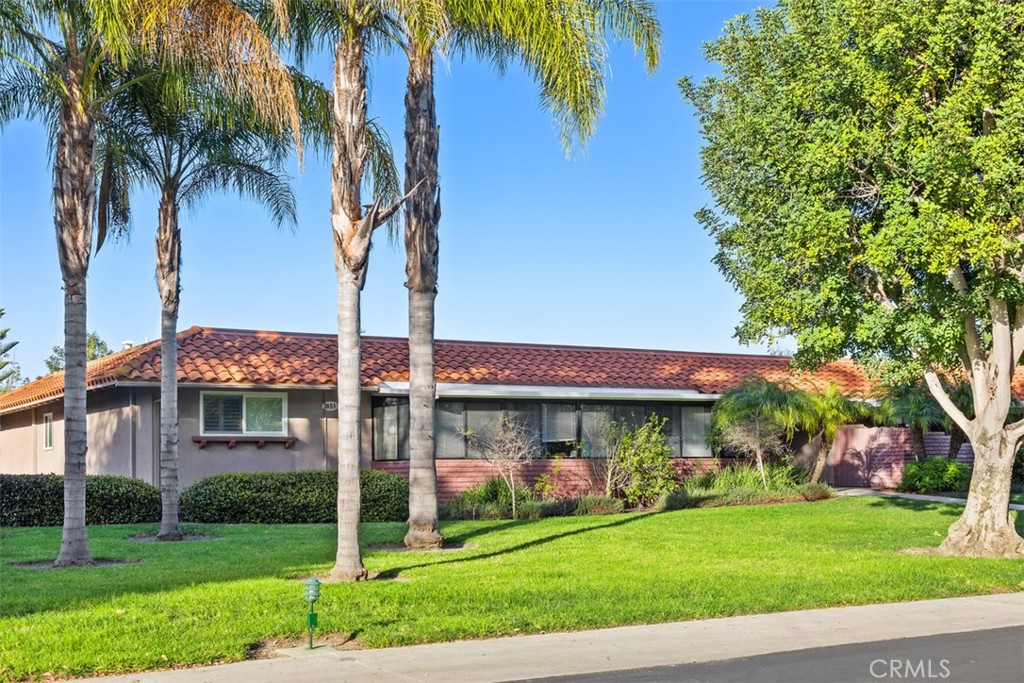 851 Ronda Mendoza B, Laguna Woods CA 92637 - photo 1
