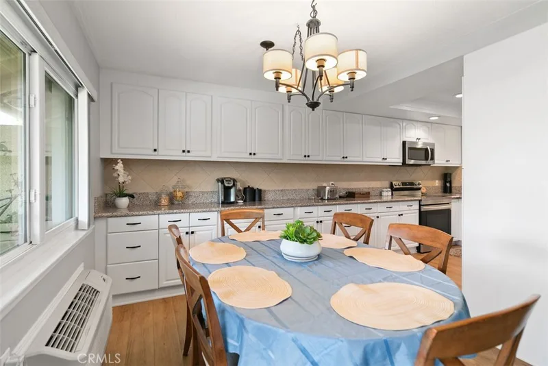 856 RONDA MENDOZA P, Laguna Woods, CA 92637
