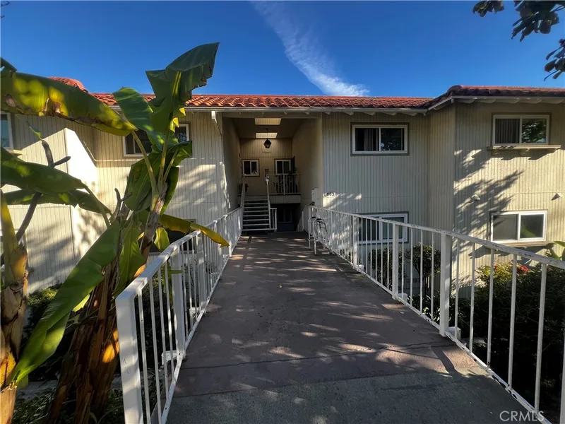 863 Ronda Mendoza B, Laguna Woods, CA 92637