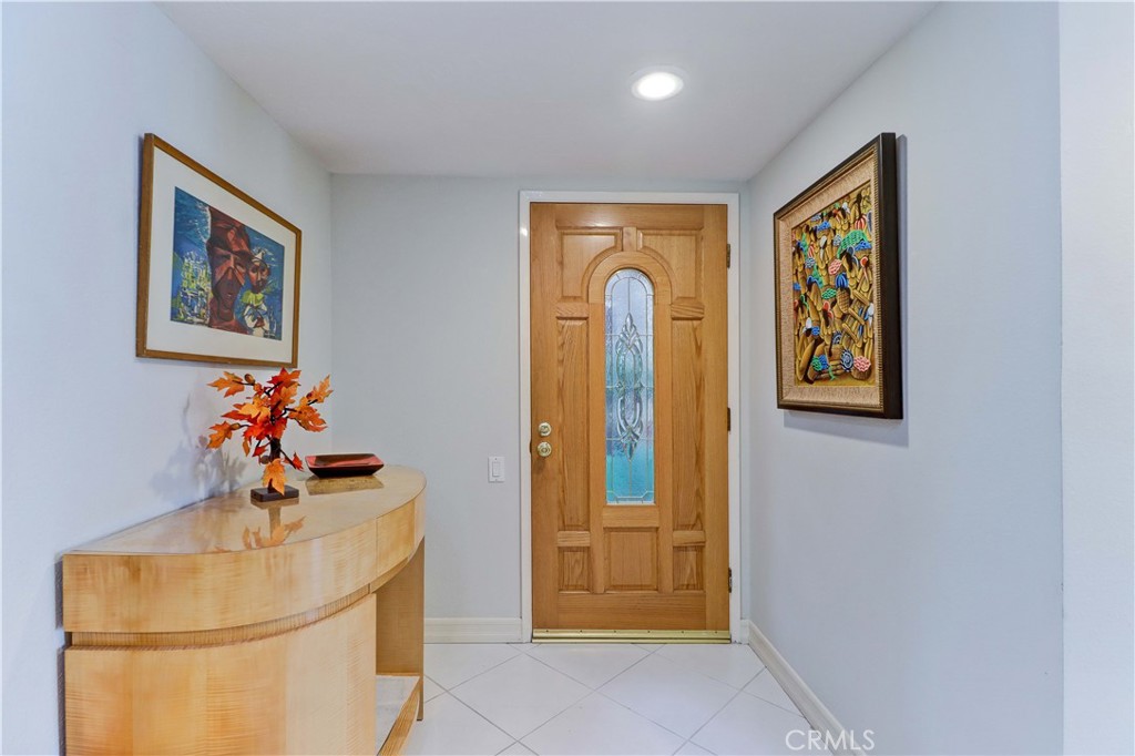 ENTRANCE FOYER - 881 Via Mendoza O, Laguna Woods CA 92637 - photo 8
