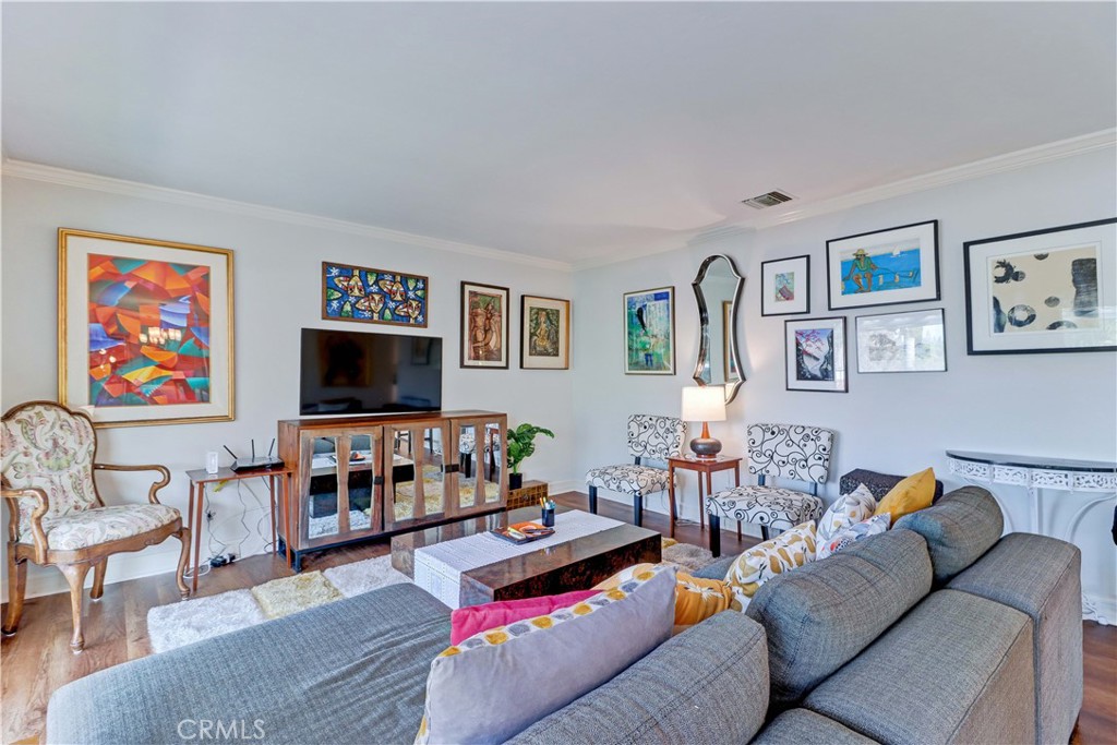 FULLY FURNISHED LIVING ROOM - 881 Via Mendoza O, Laguna Woods CA 92637 - photo 11