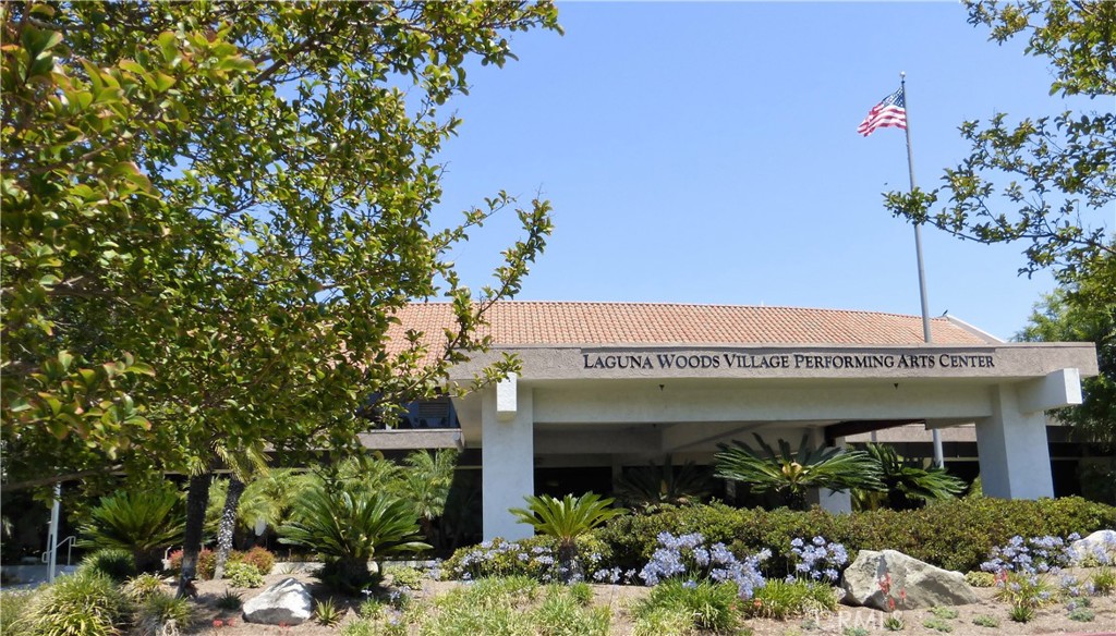 PERFORMING ARTS CENTER (PAC) - MORE THAN 800-SEAT - 881 Via Mendoza O, Laguna Woods CA 92637 - photo 45