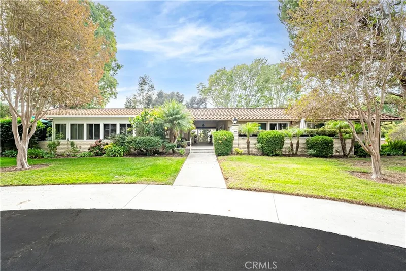 896 Ronda Sevilla N, Laguna Woods, CA 92637
