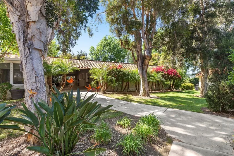 901 Ronda Sevilla P, Laguna Woods, CA 92653