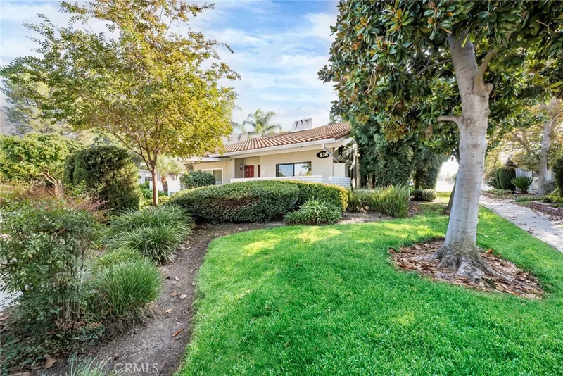 936 Avenida Majorca B, Laguna Woods, CA 92637