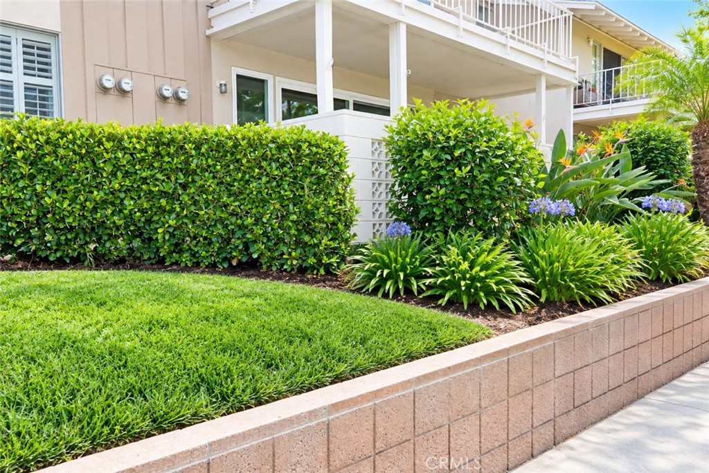 95 Calle Aragon A, Laguna Woods CA 92637 - photo 2