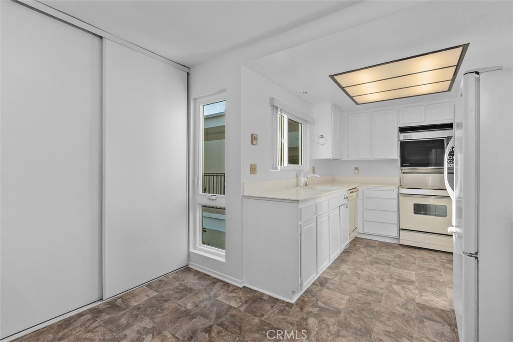 969 Calle Aragon 3E, Laguna Woods CA 92637 - photo 18