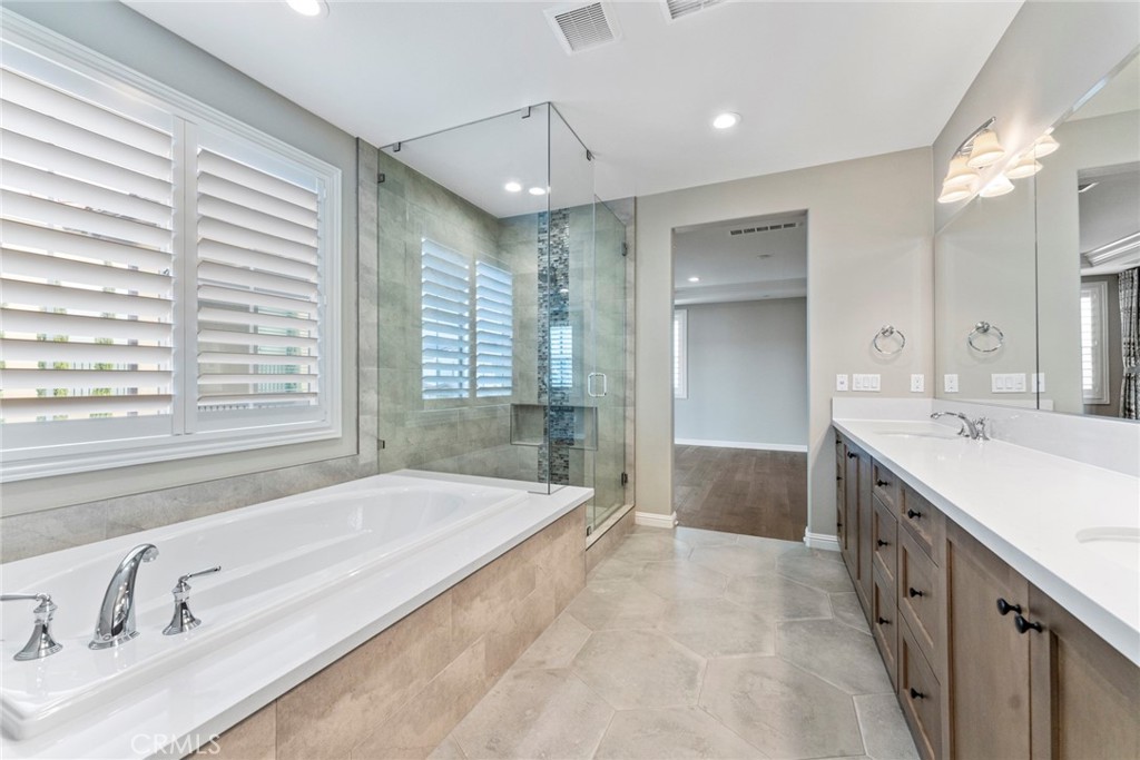 10 Tomango, Lake Forest CA 92630 - photo 28