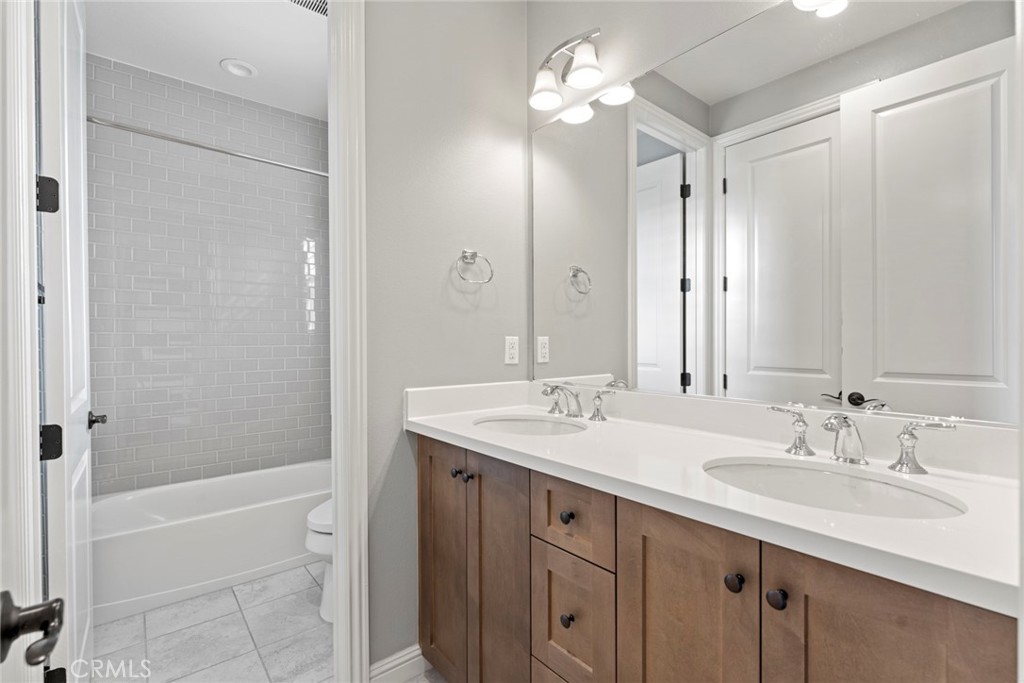 10 Tomango, Lake Forest CA 92630 - photo 34