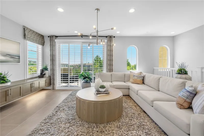101 Alder Ridge, Lake Forest, CA 92610