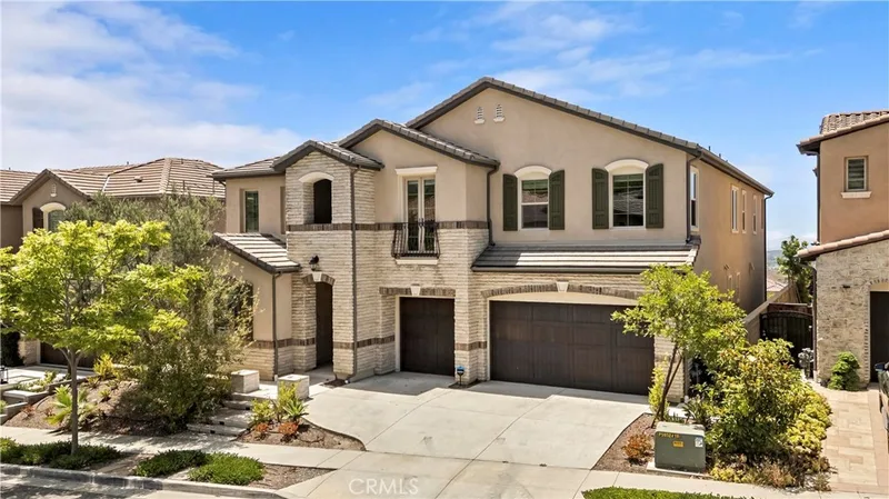 1062 Summit Oak Dr, Lake Forest, CA 92679