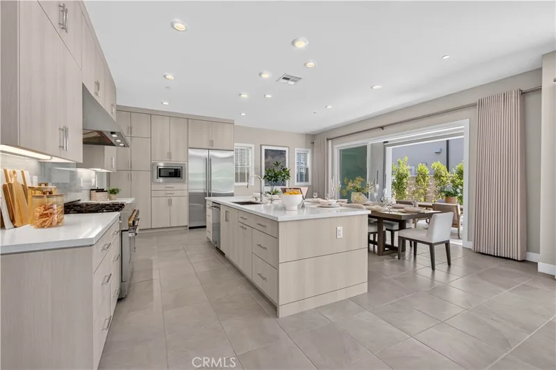 120 Mulberry, Lake Forest