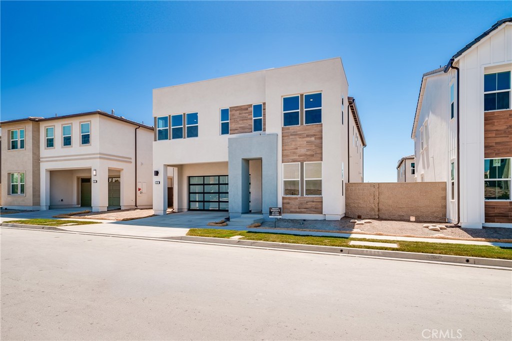 121 Bear Leaf, Lake Forest CA 92630 - photo 2