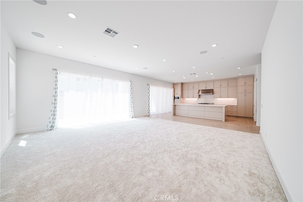 121 Bear Leaf, Lake Forest CA 92630 - photo 4