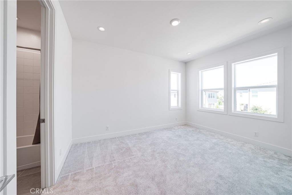 121 Bear Leaf, Lake Forest CA 92630 - photo 27