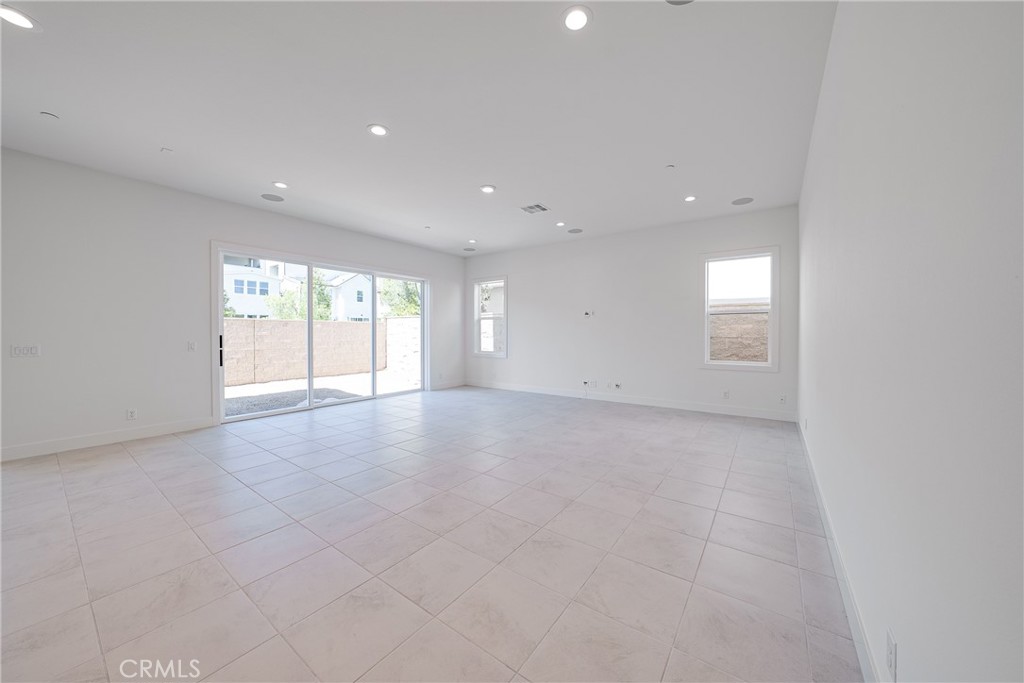 121 Wild Flower, Lake Forest CA 92630 - photo 3
