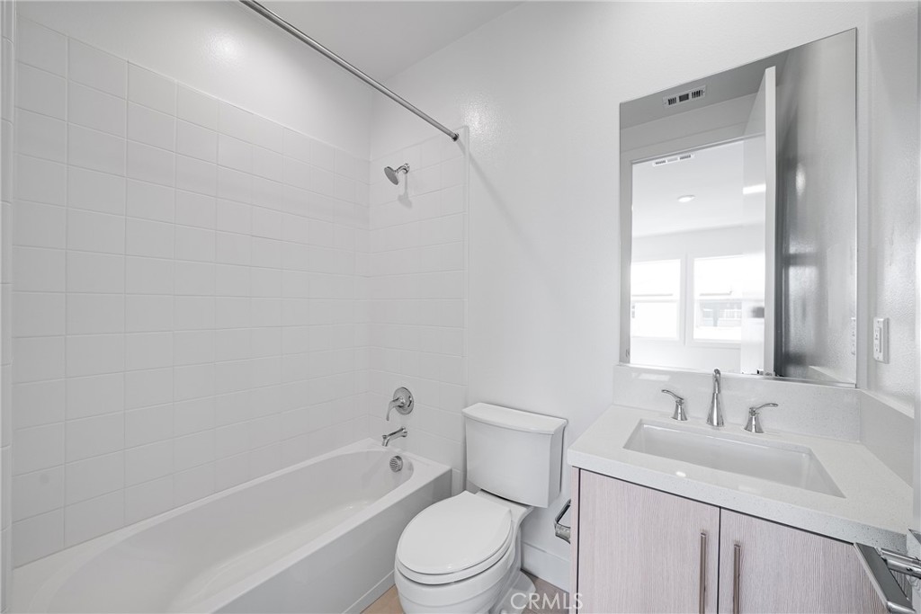 121 Wild Flower, Lake Forest CA 92630 - photo 24