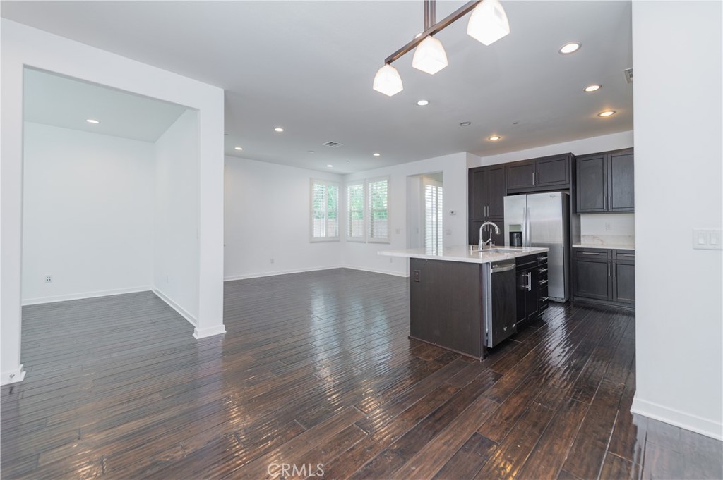 122 Wild Rose, Lake Forest CA 92630 - photo 3