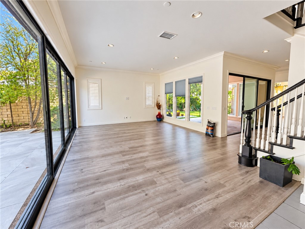 13 Dahlia, Lake Forest CA 92630 - photo 2