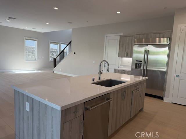 130 Sierra Madre, Lake Forest CA 92630 - photo 3